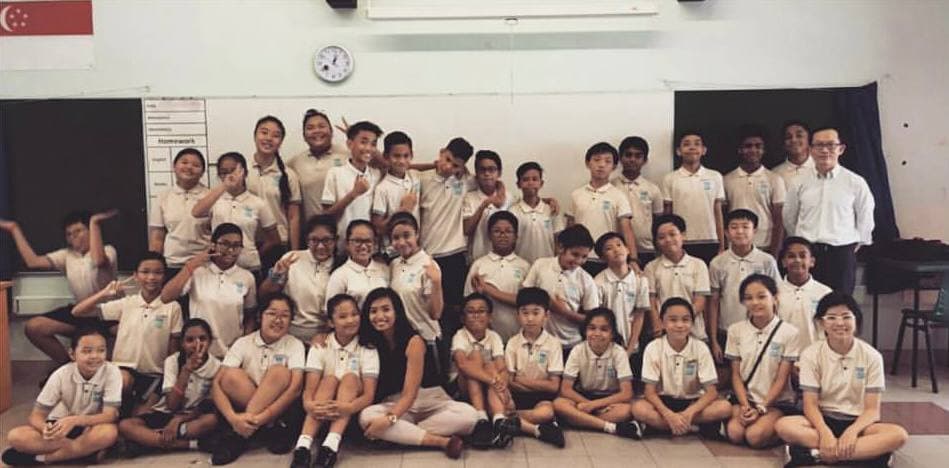 primary school class photo